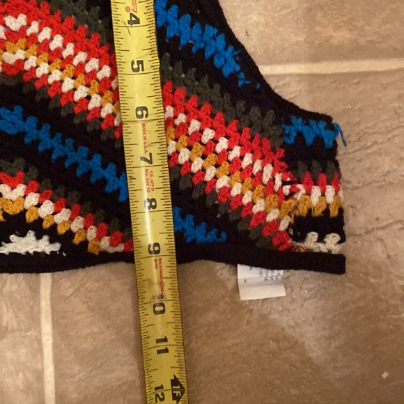 3 for $15! Forever21 Crochet Halter Crop Top - Picture 15 of 16